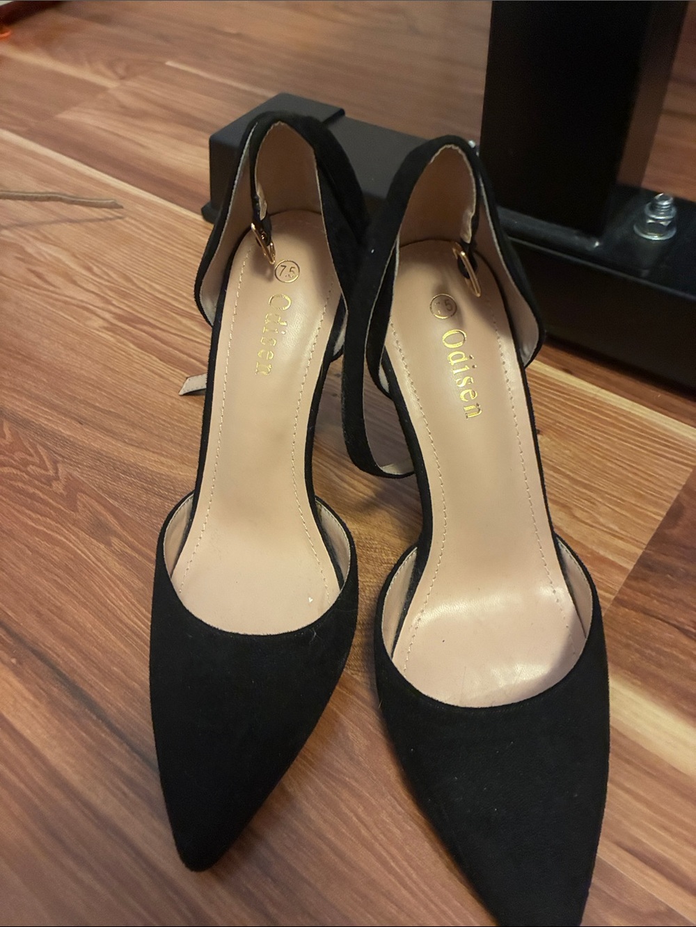 Black Pointed Slingback Heels